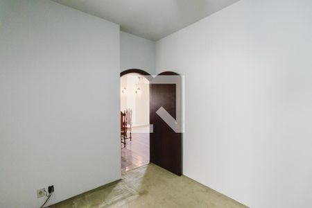 Casa à venda com 400m², 3 quartos e 4 vagasSala 2