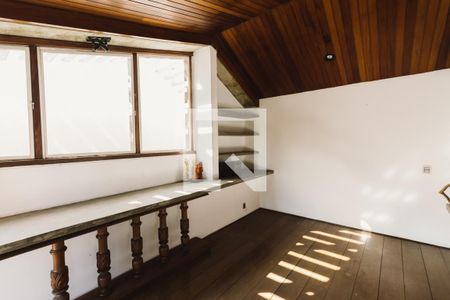 Casa à venda com 400m², 3 quartos e 4 vagasSalão de Festa Mezanino