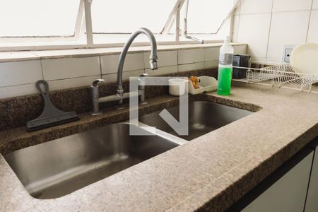 Casa à venda com 400m², 3 quartos e 4 vagasCozinha Pia