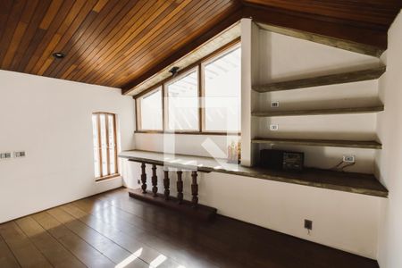 Casa à venda com 400m², 3 quartos e 4 vagasSalão de Festa Mezanino