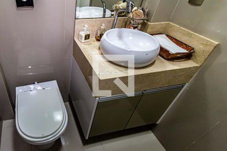 Apartamento para alugar com 200m², 2 quartos e 2 vagas Apartamento para alugar com 200m², 2 quartos e 2 vagasBanheiro de serviço