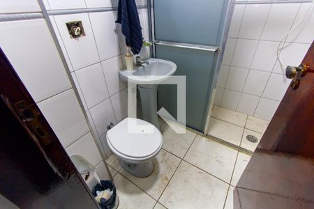 Casa à venda com 305m², 5 quartos e 5 vagas Casa à venda com 305m², 5 quartos e 5 vagasBanheiro 5