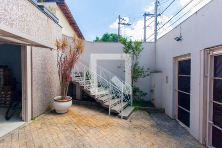 Casa à venda com 305m², 5 quartos e 5 vagas Casa à venda com 305m², 5 quartos e 5 vagasGaragem