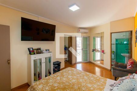 Casa à venda com 305m², 5 quartos e 5 vagas Casa à venda com 305m², 5 quartos e 5 vagasSuíte 1