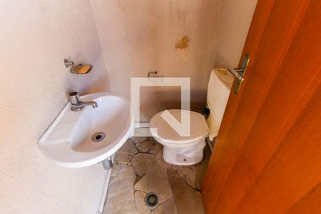 Casa à venda com 305m², 5 quartos e 5 vagas Casa à venda com 305m², 5 quartos e 5 vagasBanheiro 5