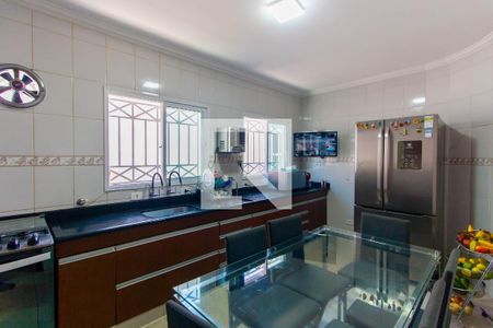 Casa à venda com 305m², 5 quartos e 5 vagas Casa à venda com 305m², 5 quartos e 5 vagasCozinha