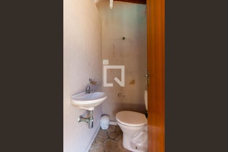 Casa à venda com 305m², 5 quartos e 5 vagas Casa à venda com 305m², 5 quartos e 5 vagasBanheiro 5