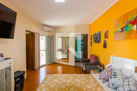 Casa à venda com 305m², 5 quartos e 5 vagas Casa à venda com 305m², 5 quartos e 5 vagasSuíte 1