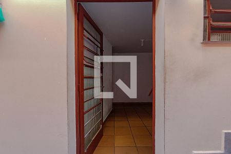 Casa à venda com 192m², 5 quartos e 3 vagas Casa à venda com 192m², 5 quartos e 3 vagasGaragem