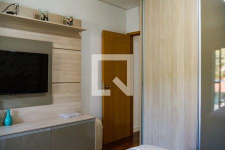 Casa à venda com 162m², 3 quartos e 3 vagasSuíte