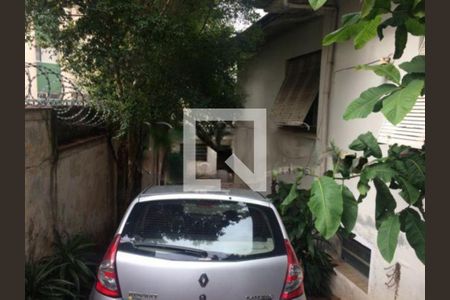 Casa à venda com 230m², 3 quartos e 4 vagas