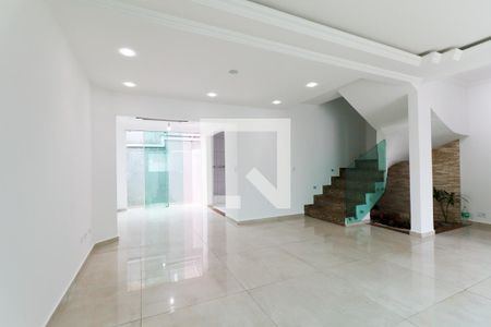 Sala de casa para alugar com 3 quartos, 250m² em Uberaba, Curitiba