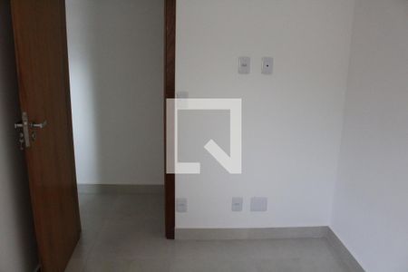 Quarto 1 de apartamento para alugar com 2 quartos, 45m² em Moinho Velho, São Paulo