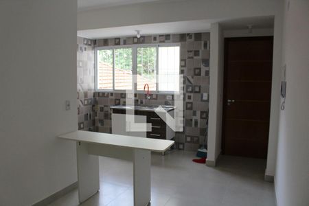 Sala/Cozinha de apartamento para alugar com 2 quartos, 45m² em Moinho Velho, São Paulo