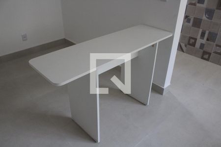 Sala/Cozinha de apartamento para alugar com 2 quartos, 45m² em Moinho Velho, São Paulo