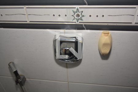 Casa de condomínio à venda com 180m², 2 quartos e 5 vagasBanheiro Social