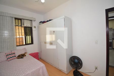 Casa de condomínio à venda com 180m², 2 quartos e 5 vagasQuarto 2
