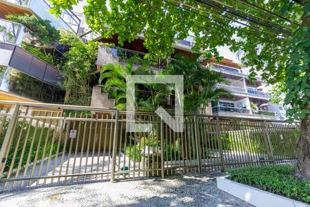 Apartamento para alugar com 400m², 4 quartos e 3 vagasFachada