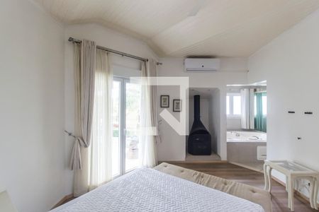 Apartamento à venda com 385m², 4 quartos e 6 vagas Apartamento à venda com 385m², 4 quartos e 6 vagasSuíte master
