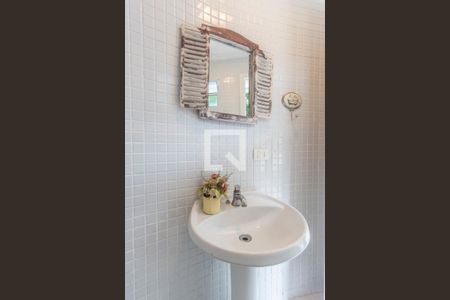 Apartamento à venda com 385m², 4 quartos e 6 vagas Apartamento à venda com 385m², 4 quartos e 6 vagasBanheiro