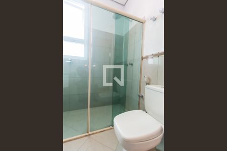 Apartamento à venda com 385m², 4 quartos e 6 vagas Apartamento à venda com 385m², 4 quartos e 6 vagasBanheiro da Suíte 3