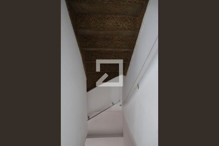 escada de casa à venda com 2 quartos, 200m² em Vila Guarani (z Sul), São Paulo