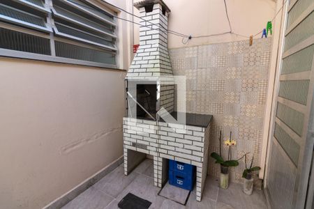 Casa à venda com 100m², 2 quartos e 2 vagasChurrasqueira