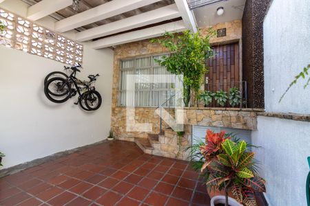 Casa à venda com 100m², 2 quartos e 2 vagasGaragem