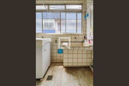 Apartamento à venda com 105m², 3 quartos e 1 vagaÁrea de Serviço