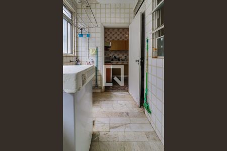 Apartamento à venda com 105m², 3 quartos e 1 vagaÁrea de Serviço