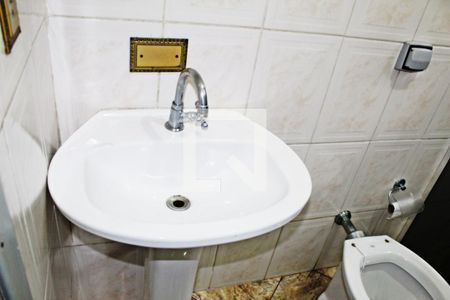 Casa à venda com 250m², 5 quartos e 3 vagasBanheiro