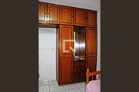 Casa à venda com 250m², 5 quartos e 3 vagasQuarto 2