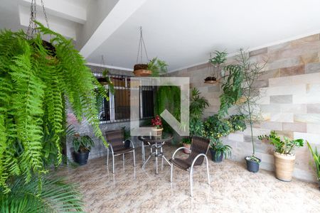 Casa à venda com 163m², 4 quartos e 2 vagasGaragem