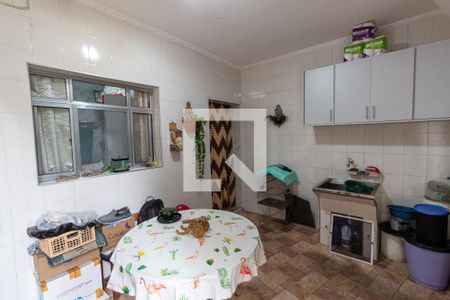 Casa à venda com 163m², 4 quartos e 2 vagasLavanderia