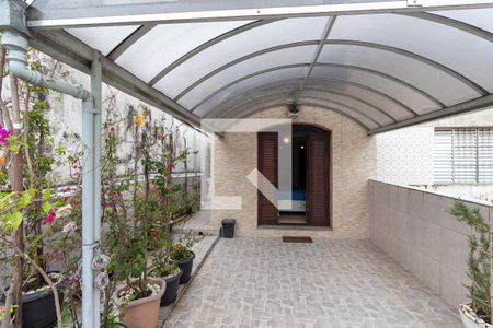 Casa à venda com 163m², 4 quartos e 2 vagasVaranda