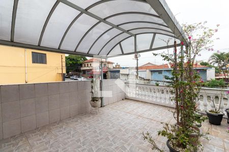 Casa à venda com 163m², 4 quartos e 2 vagasVaranda