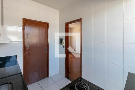 Apartamento à venda com 75m², 2 quartos e 1 vaga Apartamento à venda com 75m², 2 quartos e 1 vagaCozinha e Área de Serviço