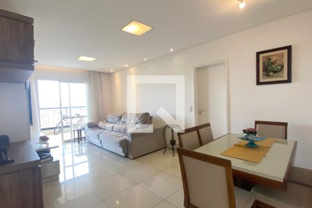 Sala de apartamento para alugar com 3 quartos, 120m² em Jardim Tupanci, Barueri