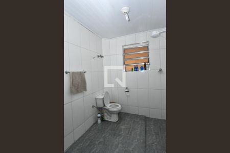 Casa à venda com 600m², 2 quartos e 3 vagasBanheiro