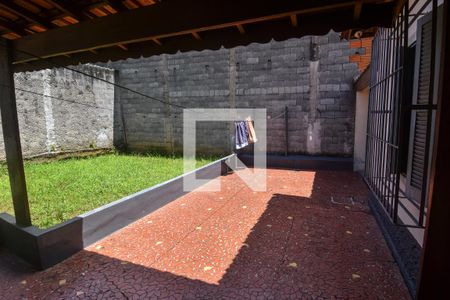 Casa à venda com 600m², 2 quartos e 3 vagasQuintal