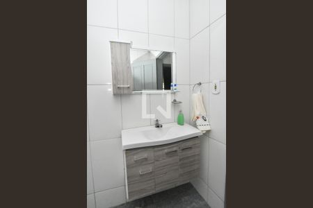 Casa à venda com 600m², 2 quartos e 3 vagasBanheiro