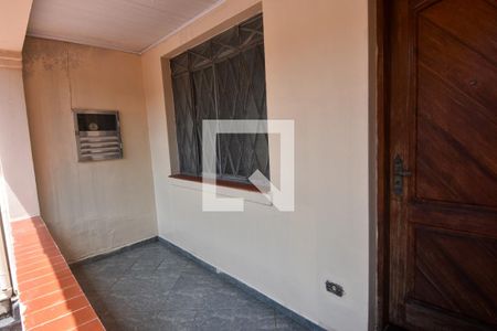 Casa à venda com 600m², 2 quartos e 3 vagasEntrada