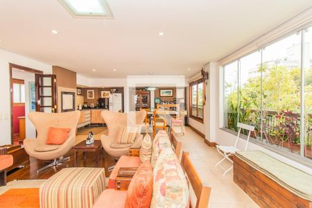 Apartamento à venda com 233m², 3 quartos e 2 vagas