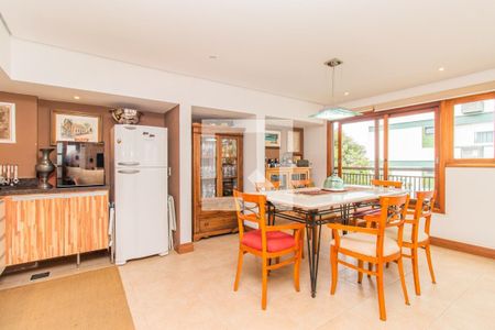 Apartamento à venda com 233m², 3 quartos e 2 vagas