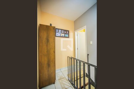 Casa à venda com 162m², 3 quartos e 1 vaga Casa à venda com 162m², 3 quartos e 1 vagaCorredor - Quartos