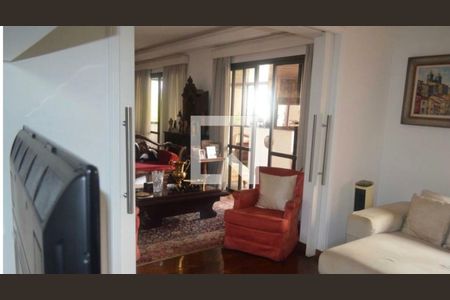 Apartamento à venda com 213m², 4 quartos e 4 vagas