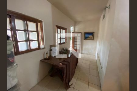 Casa à venda com 280m², 4 quartos e 6 vagas