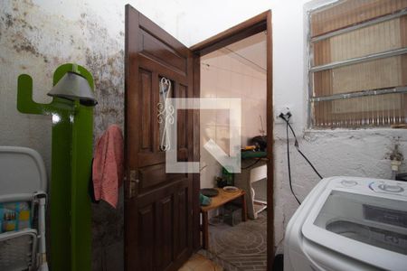 Casa à venda com 320m², 5 quartos e 1 vagaÁrea de Serviço