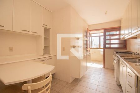 Apartamento para alugar com 332m², 3 quartos e 4 vagas Apartamento para alugar com 332m², 3 quartos e 4 vagasCozinha