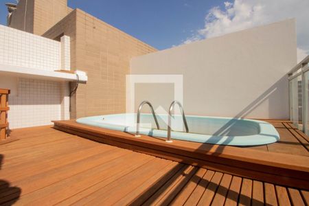 Apartamento para alugar com 332m², 3 quartos e 4 vagas Apartamento para alugar com 332m², 3 quartos e 4 vagasVaranda da Cobertura
